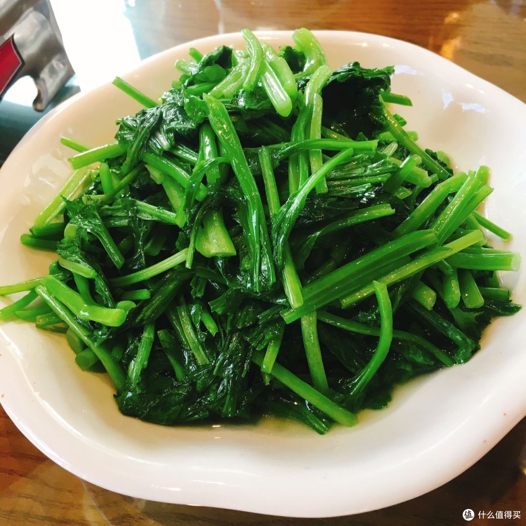 来张家界吃一锅特色三下锅!