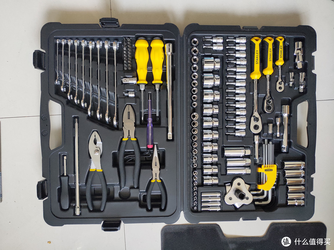 史丹利（Stanley）汽车维修工具套装125件汽修汽保工具箱组套 快速棘轮扳手套筒组合