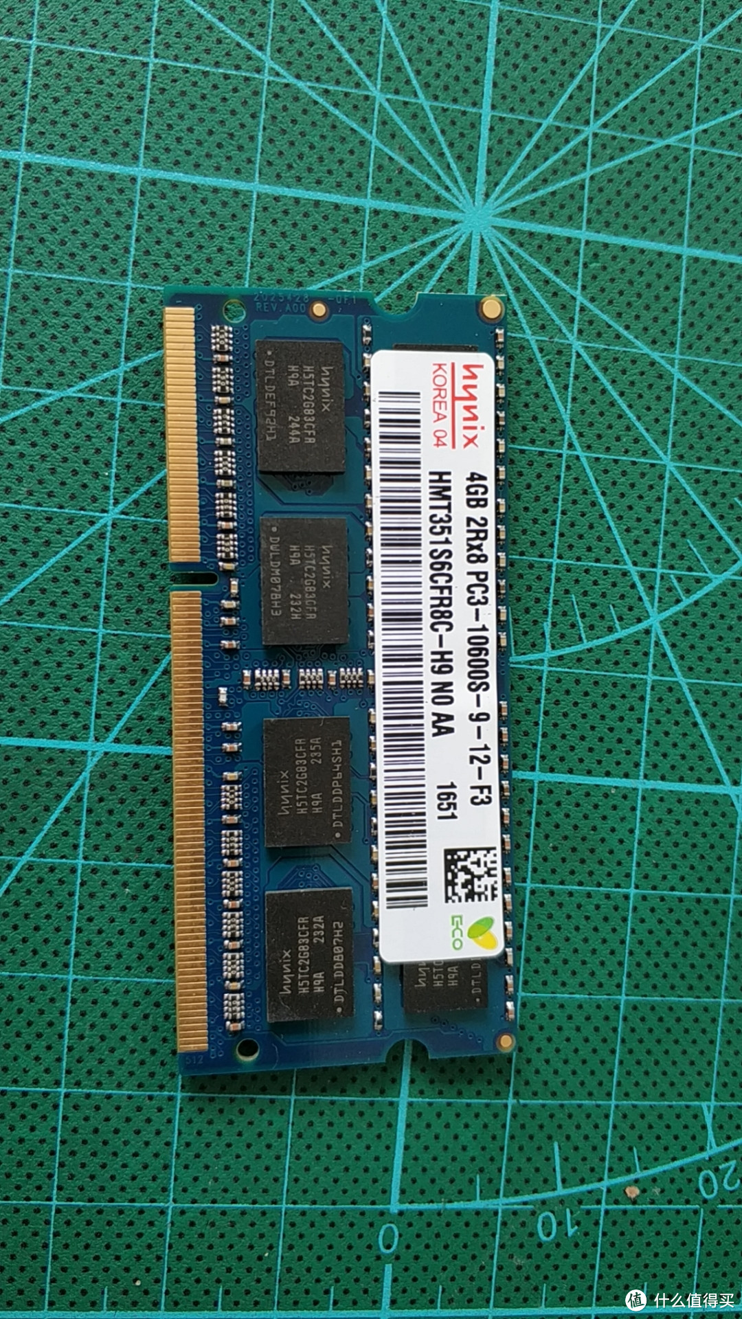 4G海士力内存，DDR3 1333频率。