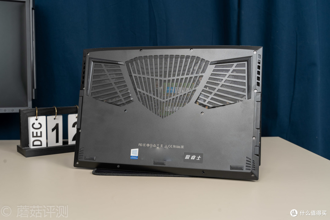 买前生产力,买后打游戏!技嘉GIGABYTE AERO 17轻薄创意设计游戏本 深度评测