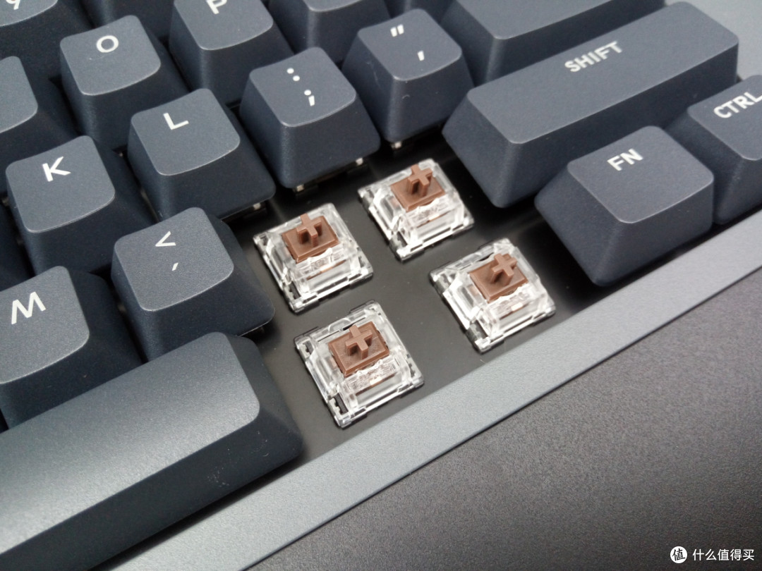 办公设备无缝连接，TT G521飞行家三模键盘体验