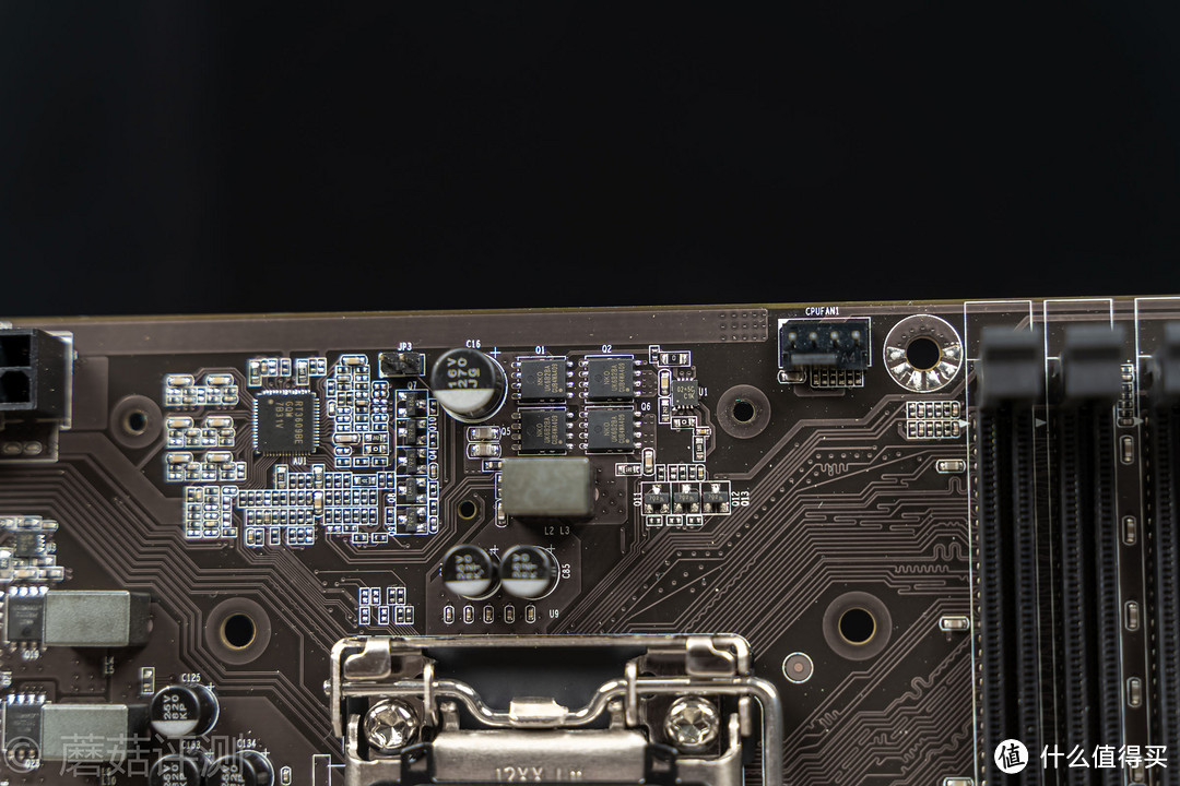 外观酷炫，配置齐全、铭瑄（MAXSUN）MS-iCraft B460M 游戏主板 评测