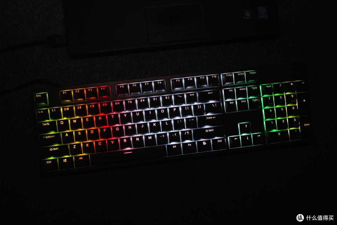 这RGB灯效我能玩一年，杜伽K310 Nebula尝鲜