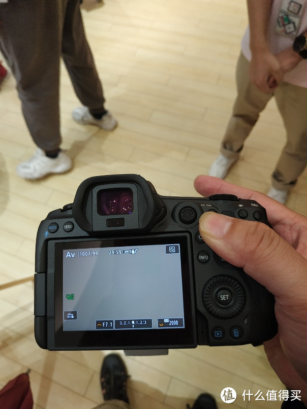 佳能R5 R6最新旗舰微单相机上手体验