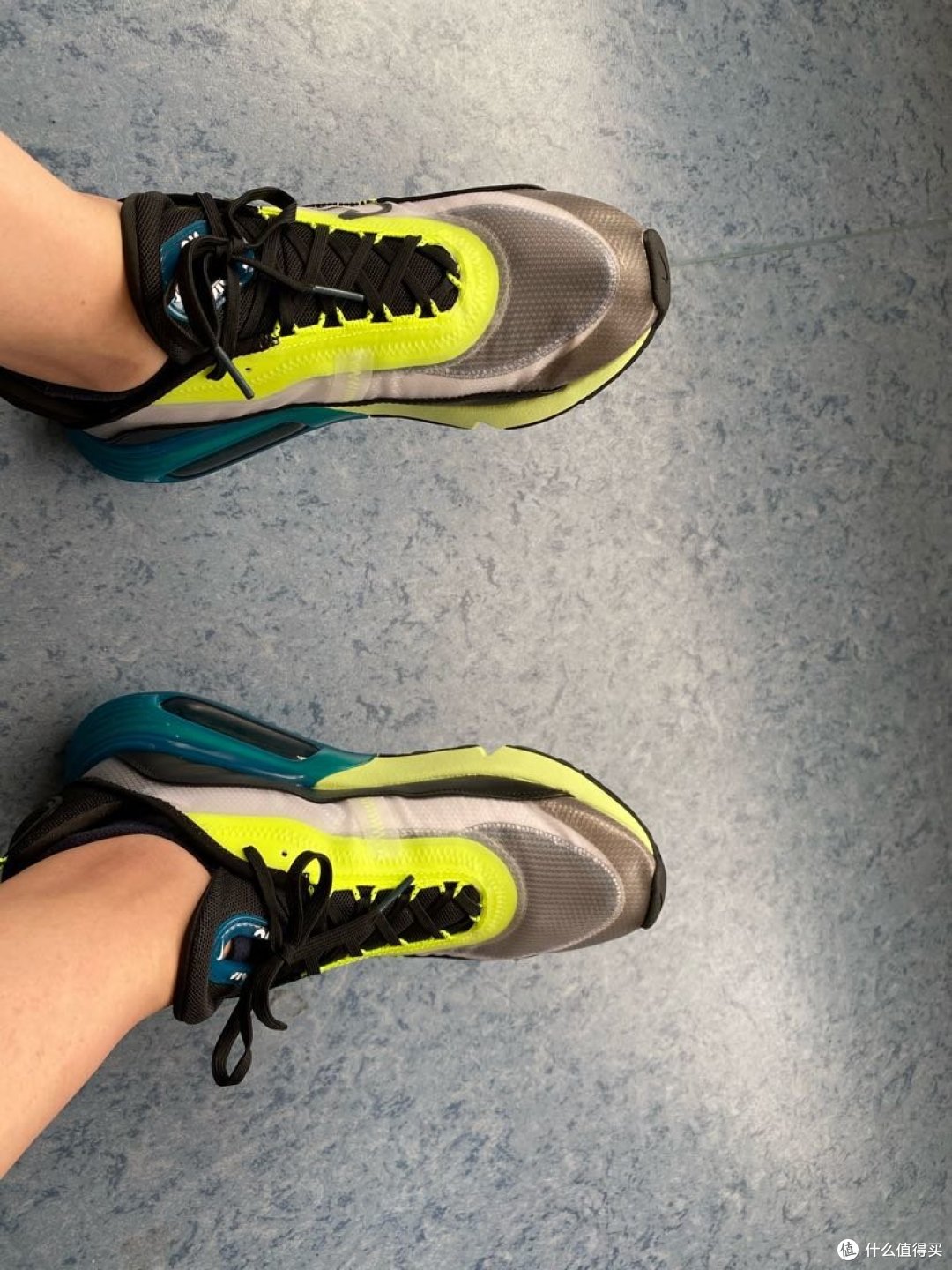 NIKE AIR ZOOM TEMPO NEXT%晒鞋