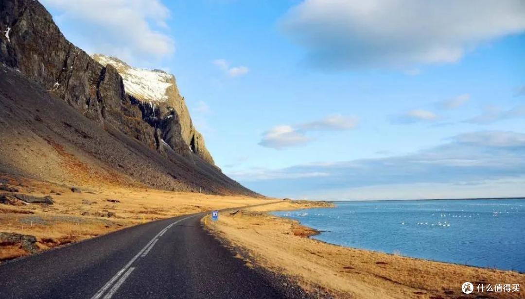 跟随电影去旅行 篇一:STOP DREAMING, START LIVING