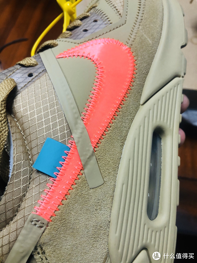 趋于审美疲劳的解构风还能火多久---AIR MAX 90 x OFF WHITE 沙漠