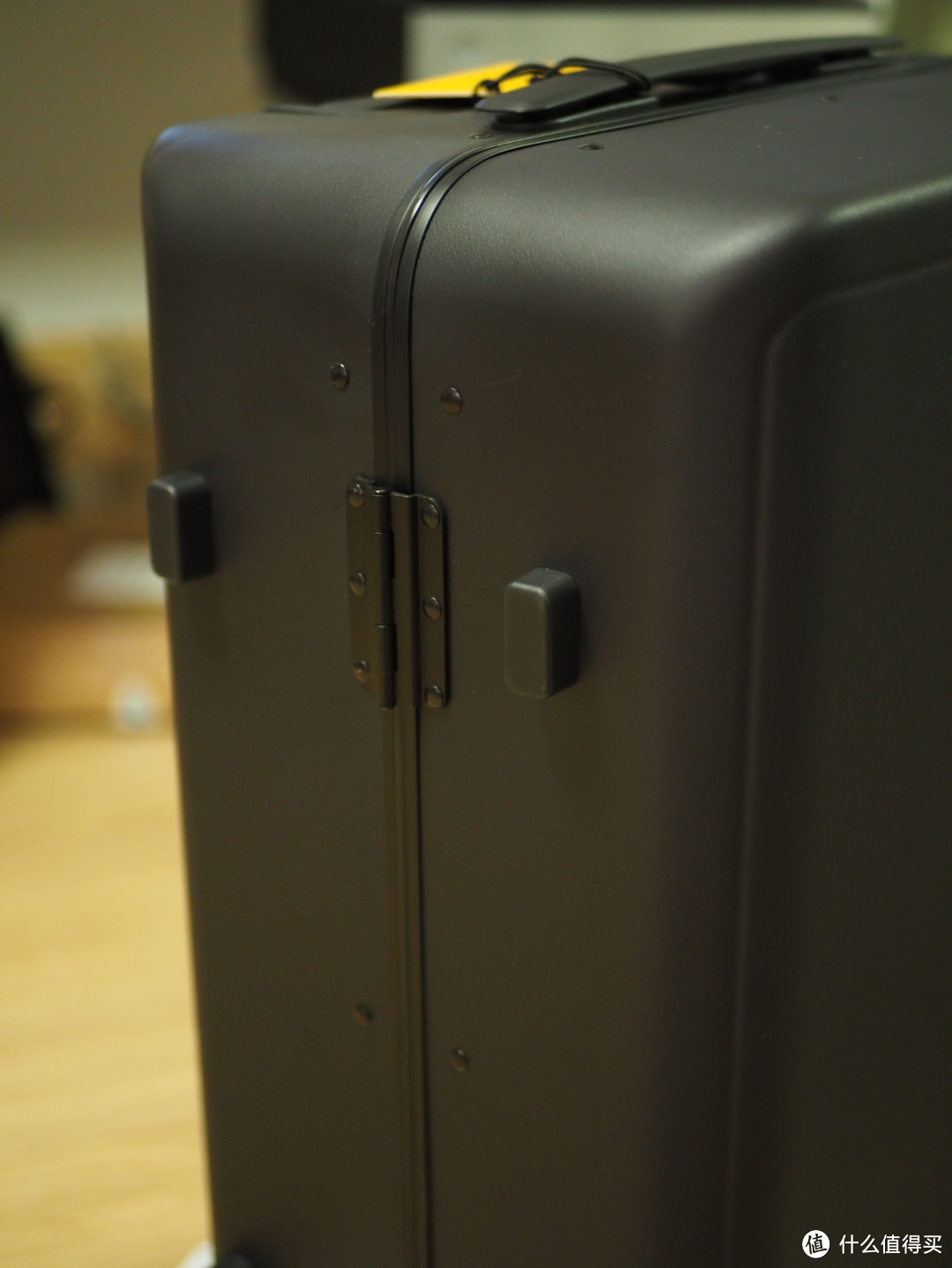 LEVEL8 旅行箱真的再次惊喜到了我——曲面屏细铝框版初体验