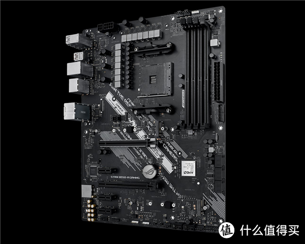 华硕推出ROG Strix B550-A Gaming“吹雪”主板：白雪皑皑、用料有诚意