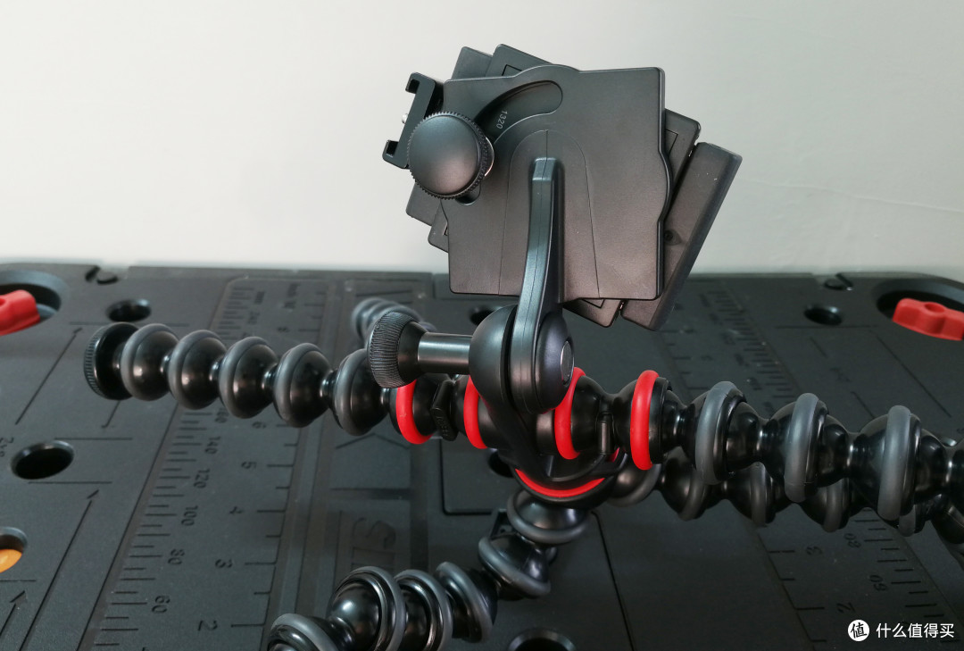 播客拍档Joby GorillaPod Mobile Vlog套装评测