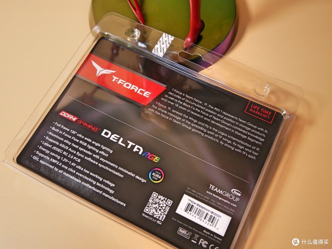 补足 RGB 内存双通道——十铨 DELTA RGB 内存