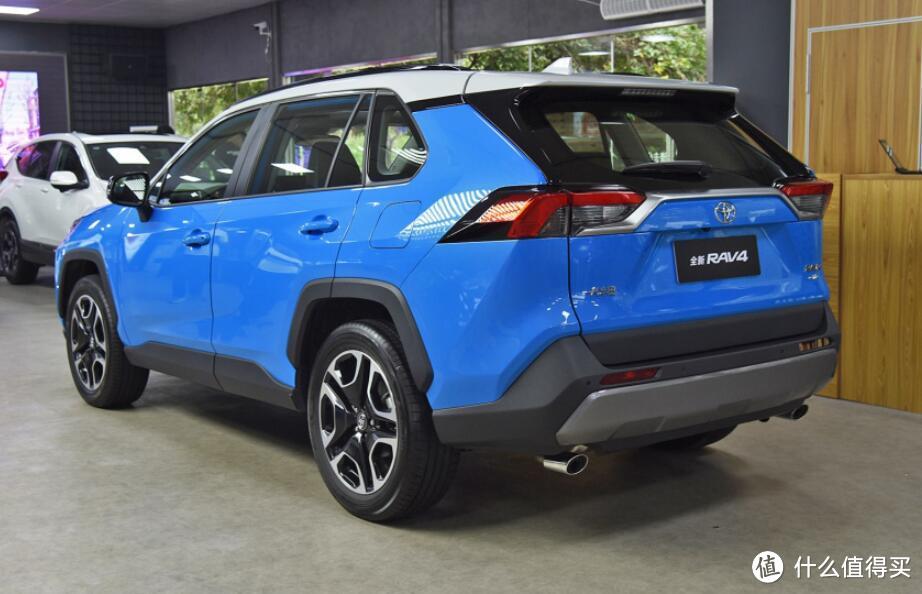 全新RAV4荣放，安全配置丰富