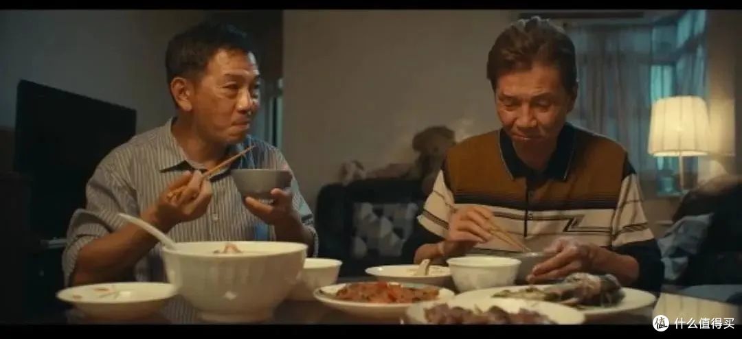 当年华老去,我们是否还有资格谈爱情?