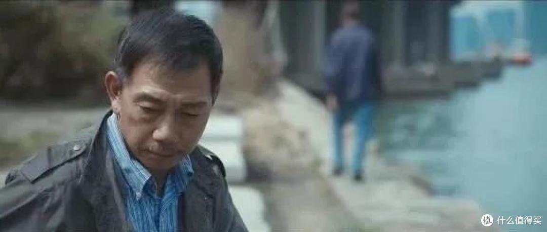 当年华老去,我们是否还有资格谈爱情?