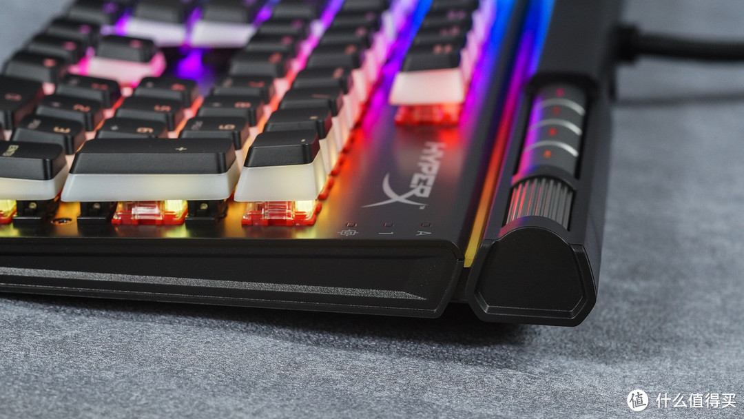 助力RGB坟头蹦迪 HyperX Alloy Elite 2 机械械键盘体验
