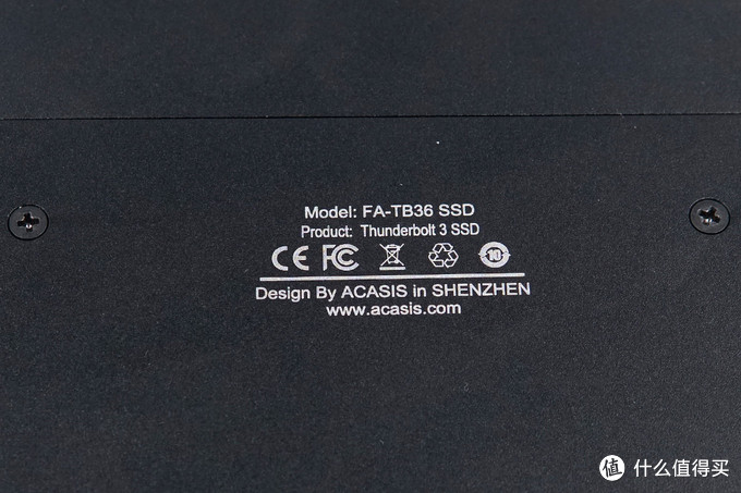 旧硬盘的正确打开方式，阿卡西斯雷电3硬盘盒评测（FA-TB36）     