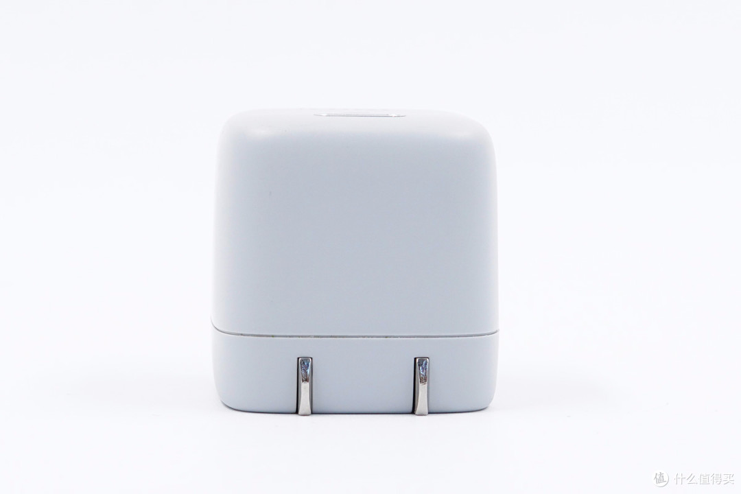 什么是小冰块?UIBI柚比 18W PD充电器评测