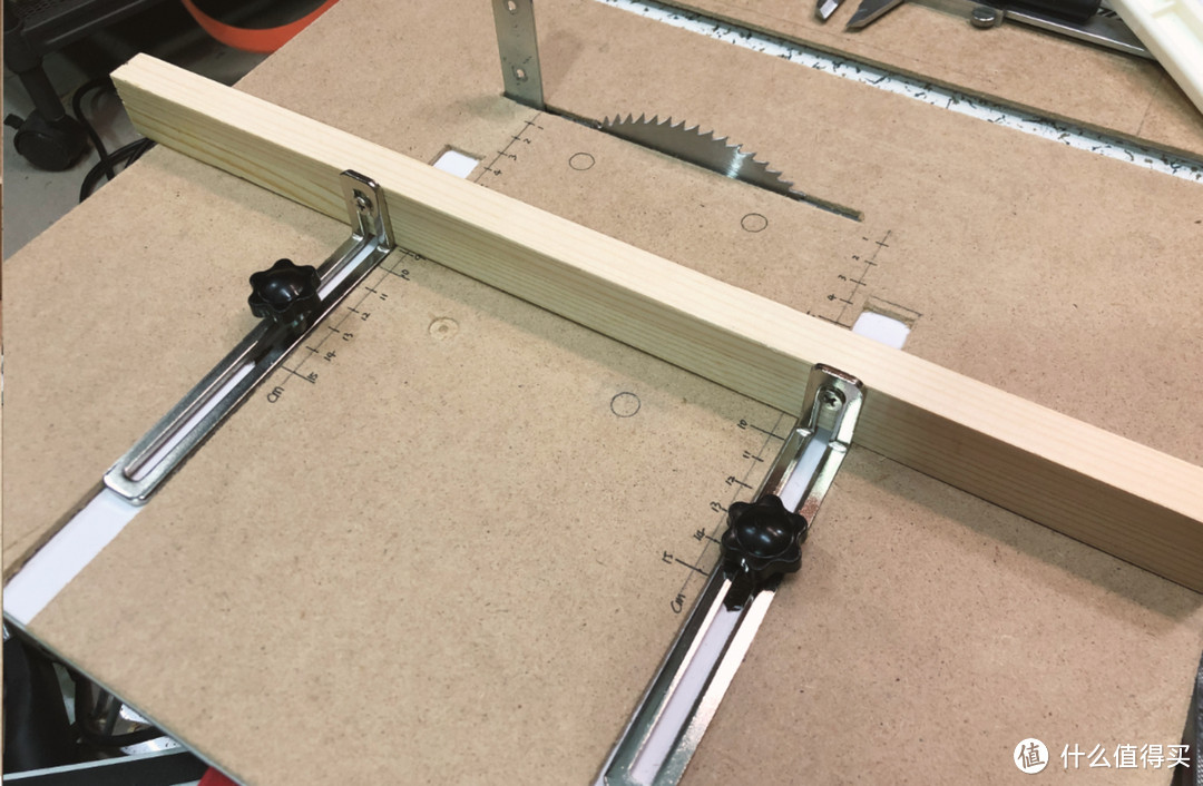 用小桌板 DIY 一台木工台锯 Plus