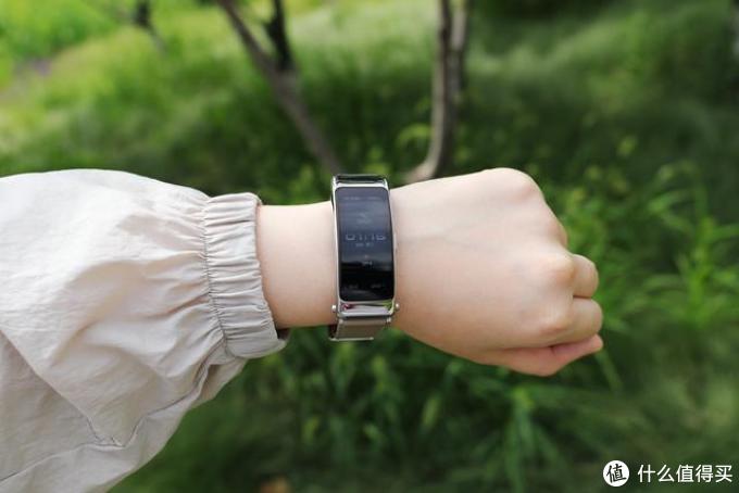 华为手环b6摩卡棕