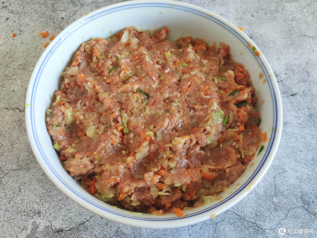 饺子好吃,调馅最重要,做对了鲜嫩多汁口感好,一口一个才叫香