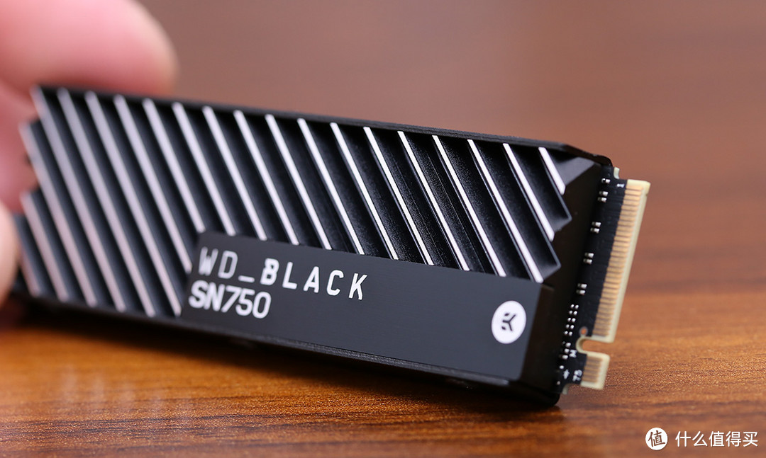 有颜值有速度，WD_BLACK SN750 NVMe SSD EKWB 版 1TB 装机测试