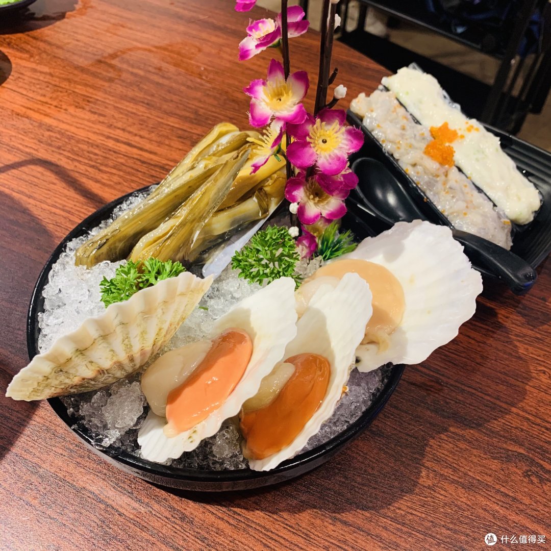 花胶+冬阴功,这样的鸳鸯火锅挺有意思
