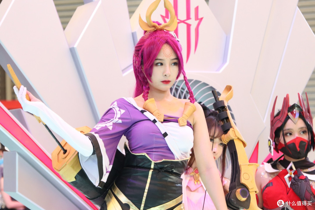 来吧,全是ChinaJoy中的showgirl小姐姐,不带一丝水分