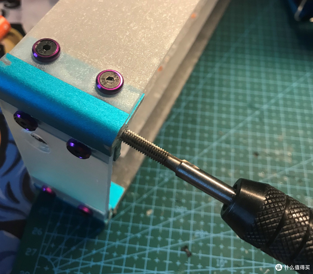 DIY桌面完结篇 —— 系统监控 + 氛围灯 + 歌词器