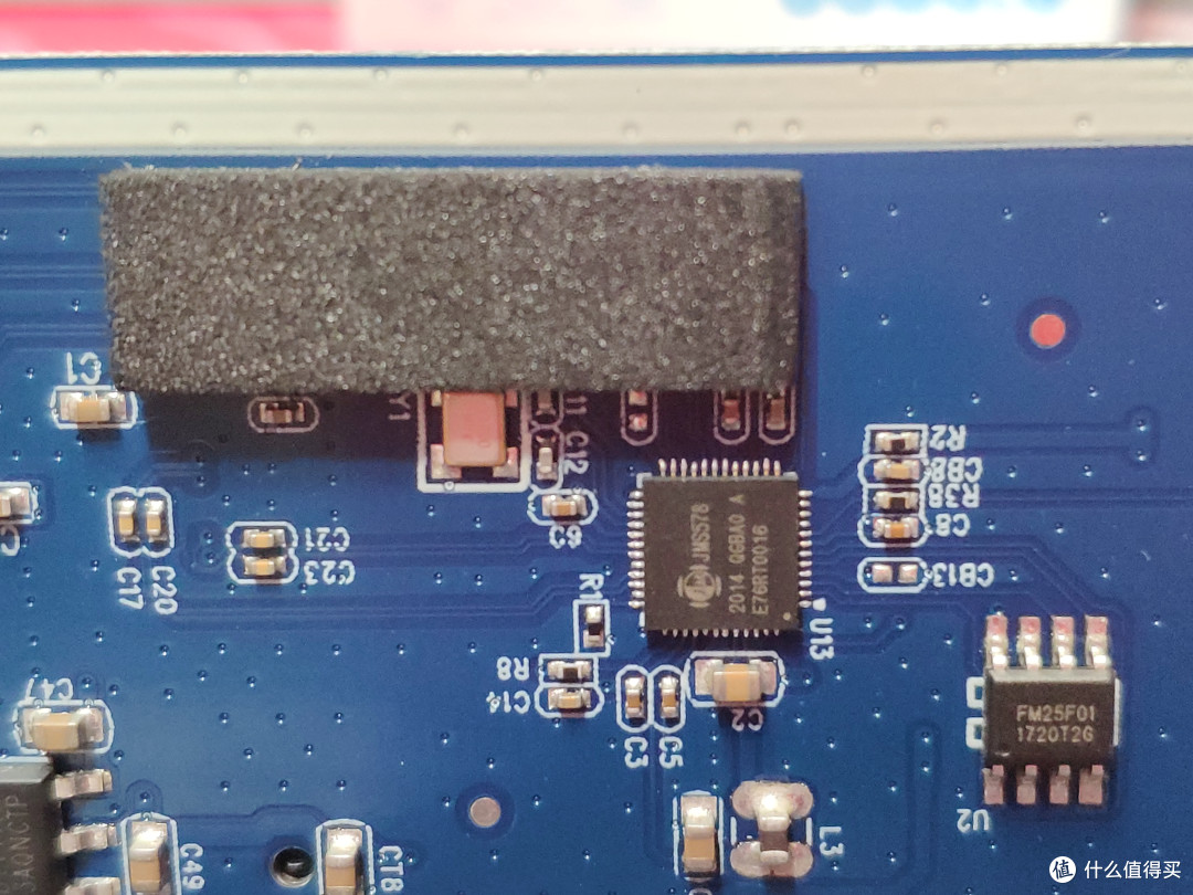 主控来自JMS578，这是一款常见的USB3.0移动设备主控芯片