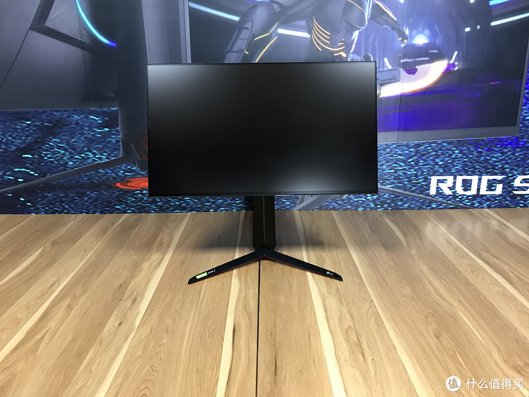 Nano IPS面板 4K  144HZ   27GN950