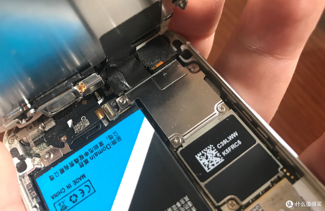 给备用机换电池 —— iphone5s