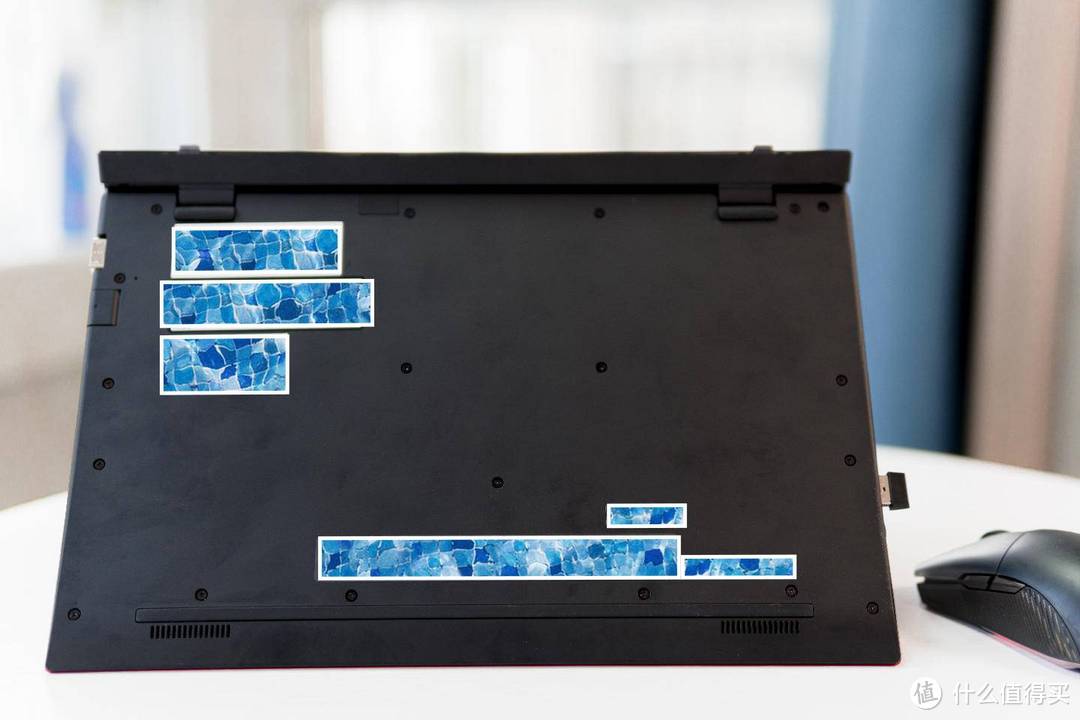 高端商务办公，4K屏超薄机身的VAIO SX14笔记本有何不同？
