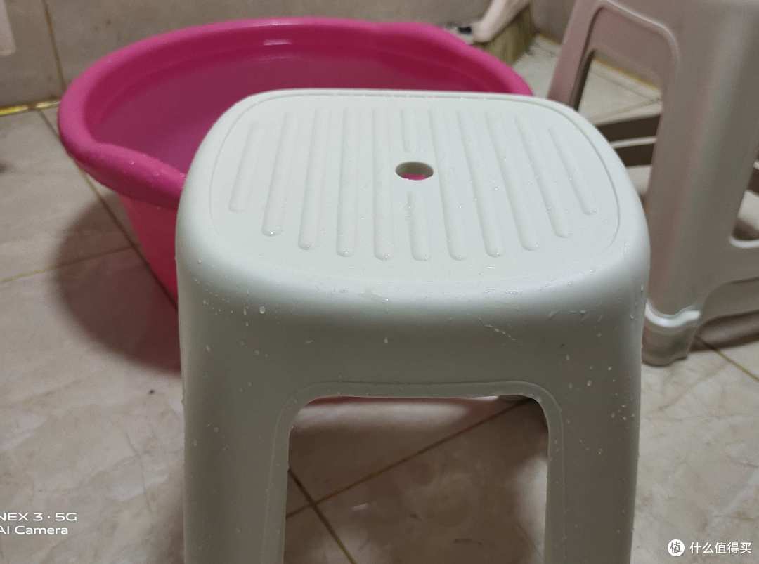百露家用加厚成人 塑料小凳子