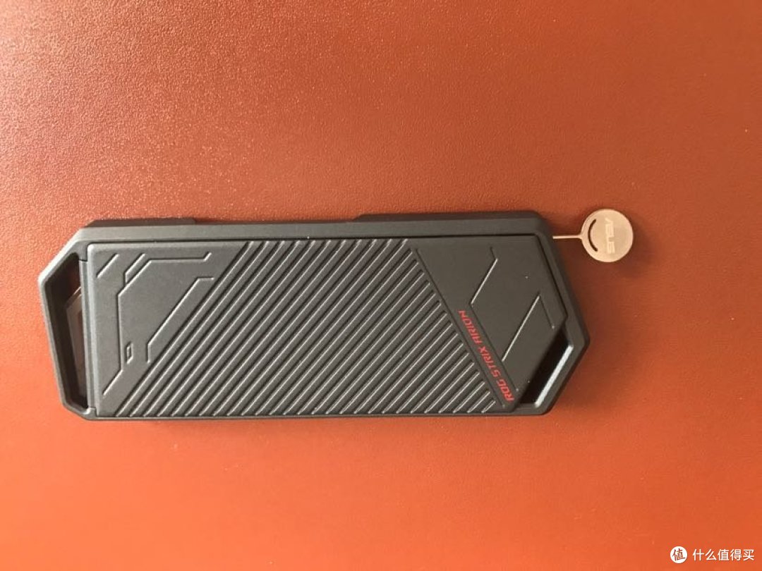 我的新装备——ROG STRIX ARION硬盘盒开箱