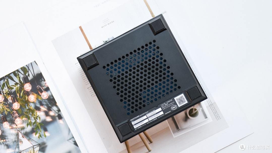 大平层无线覆盖利器 网件MK63 AX5400分布式路由器