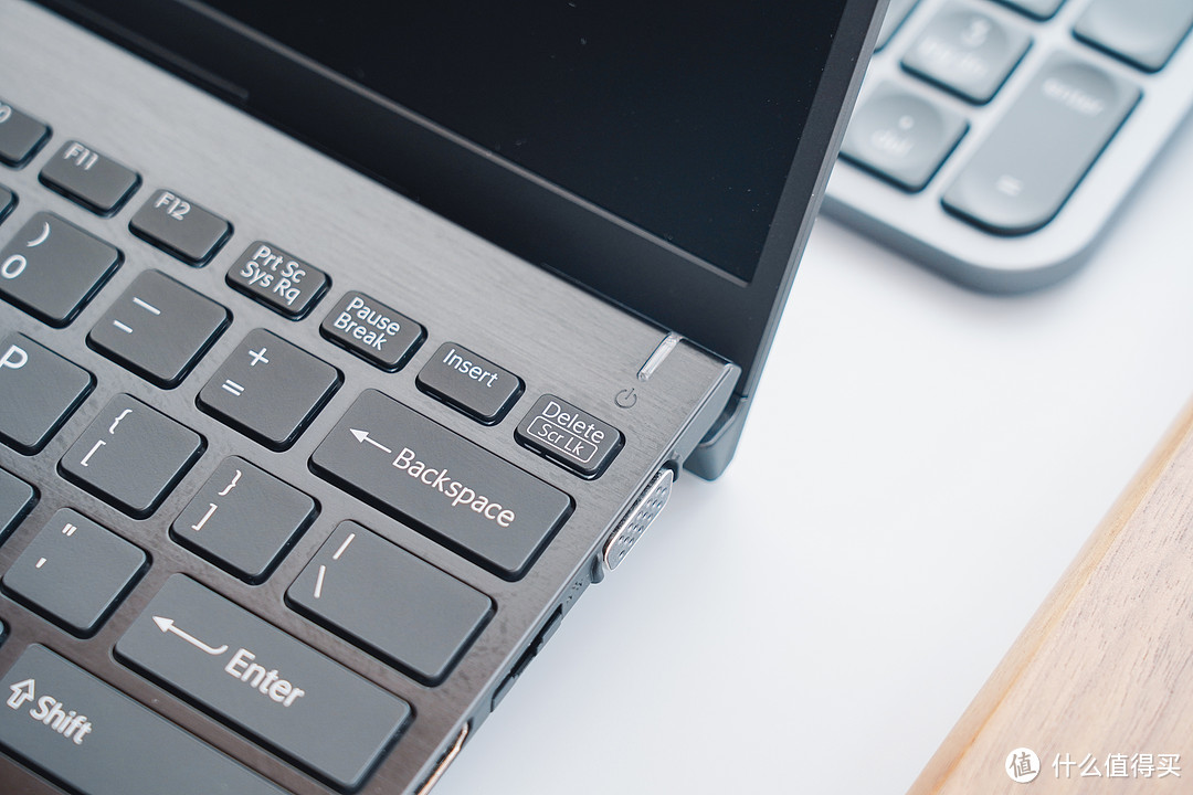 给轻薄本打个样:仅重893g的VAIO SX12使用有感