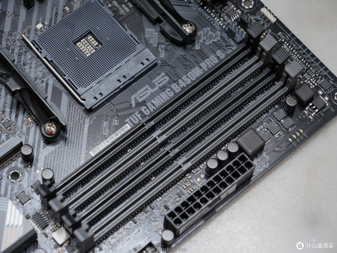 1000块的主流级cpu买谁好?i5 10400f r5 3600&nbsp;对比测试