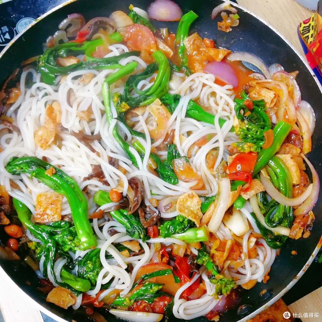 牛排+螺蛳粉,真的太满足了!