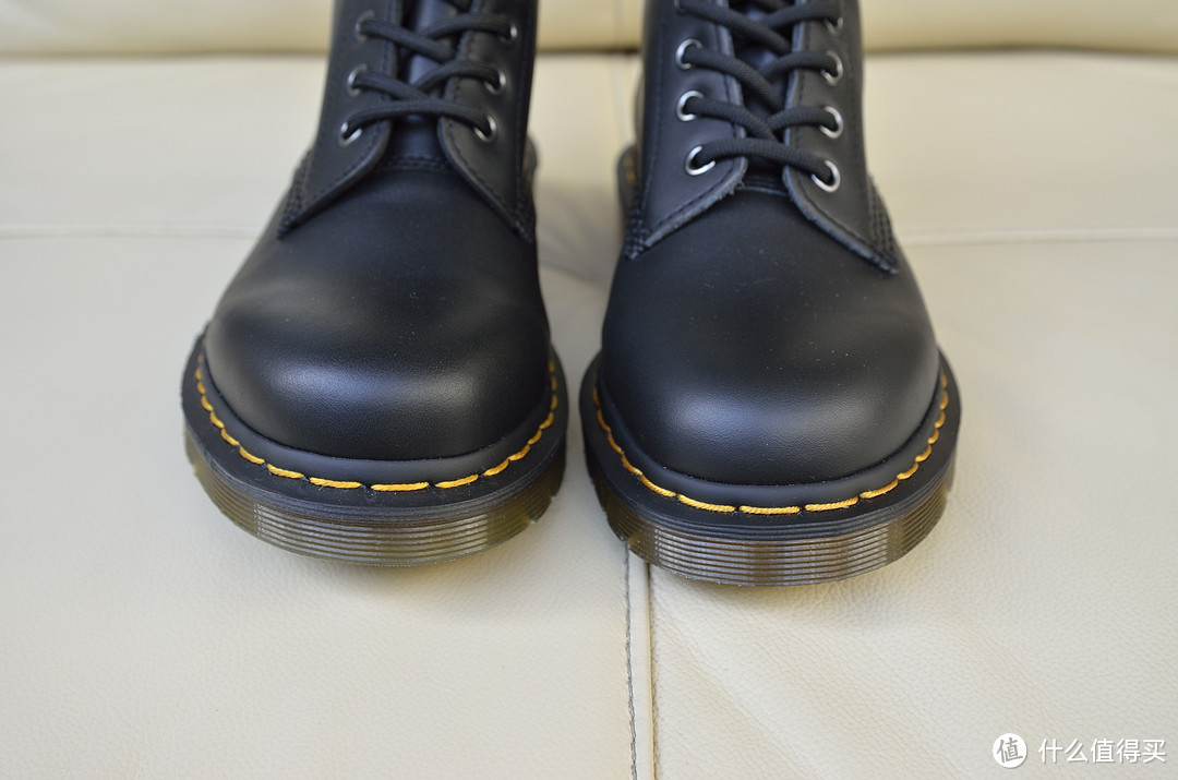 鞋头：（果哥家）左（dr.martens)左