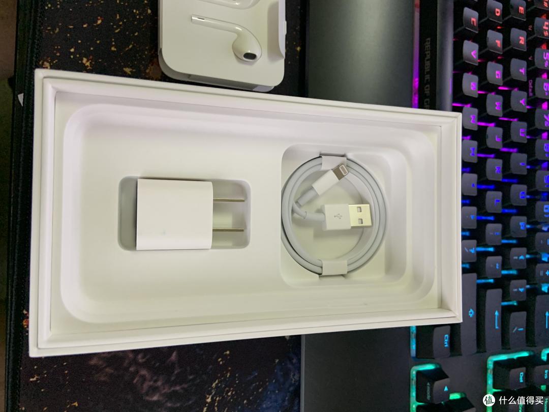 充电头没了，不知道数据线以后还有没有
