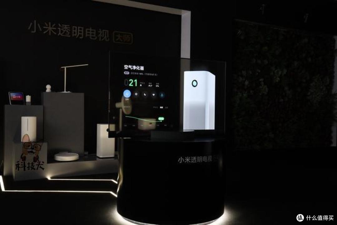 小米透明电视评测:光线穿透屏幕,画面宛若悬浮空中