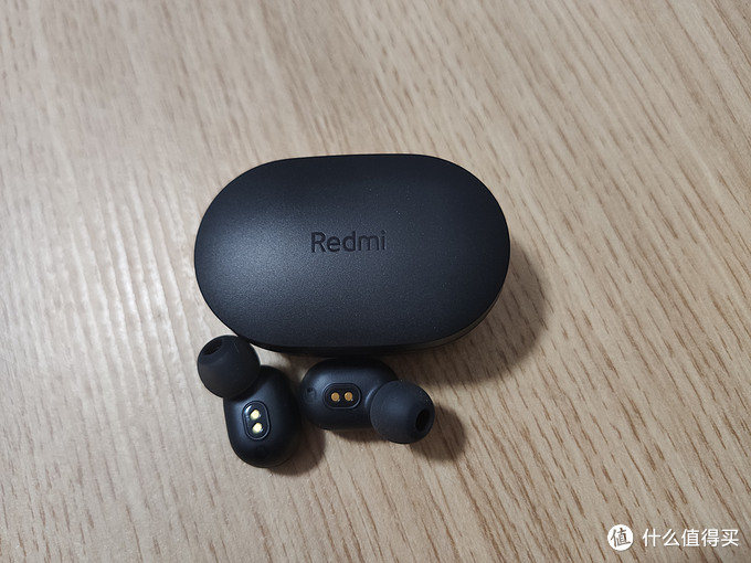 Redmi AirDots 2 蓝牙耳机 VS 小米airdots青春版