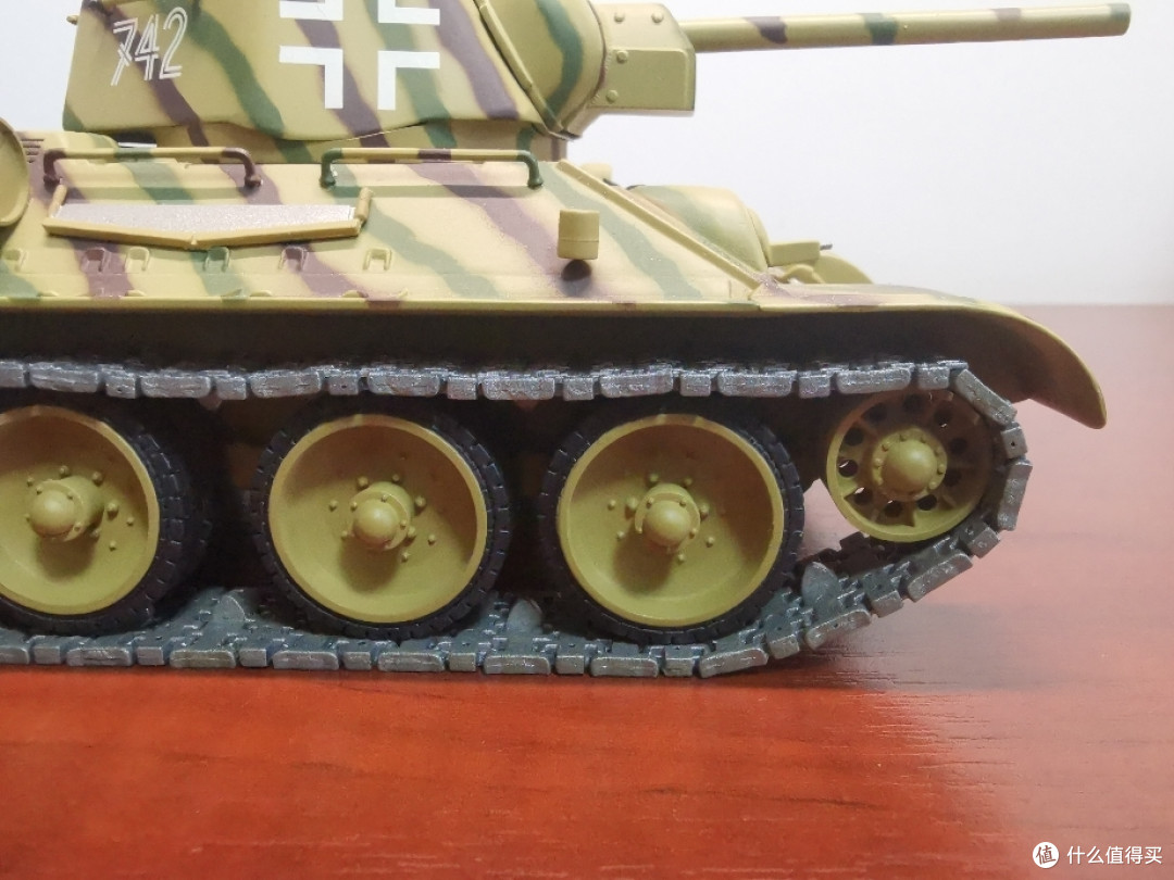 迷你切 1:35 T-34/76 中型坦克