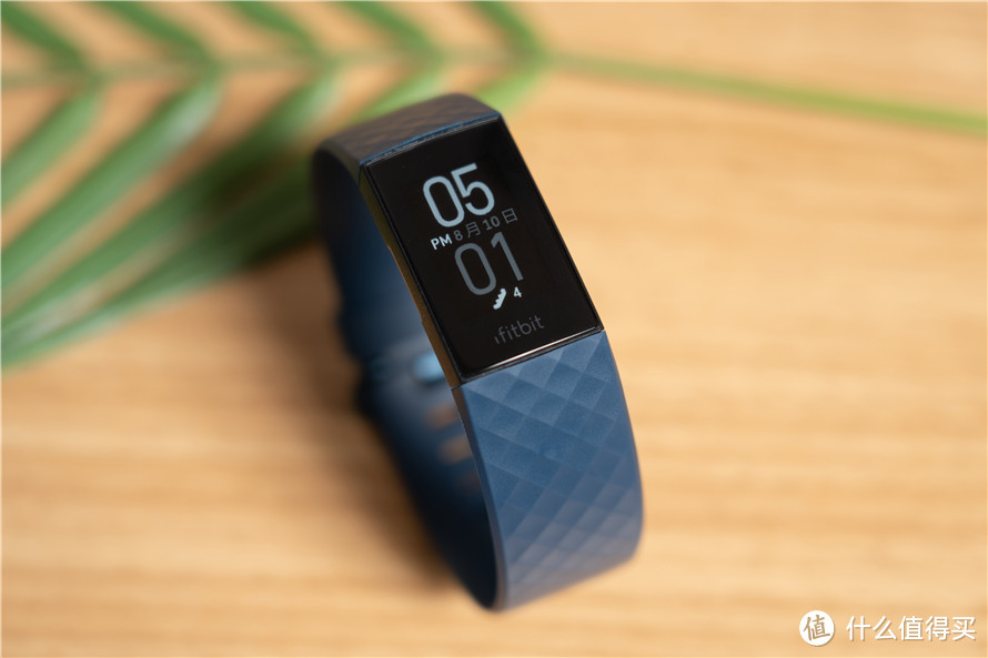 Fitbit Charge 4手环评测：做你的运动健康助理