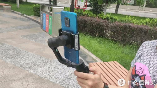 掌中的VLOG神器,飞宇Pocket2可折叠手机稳定器评测