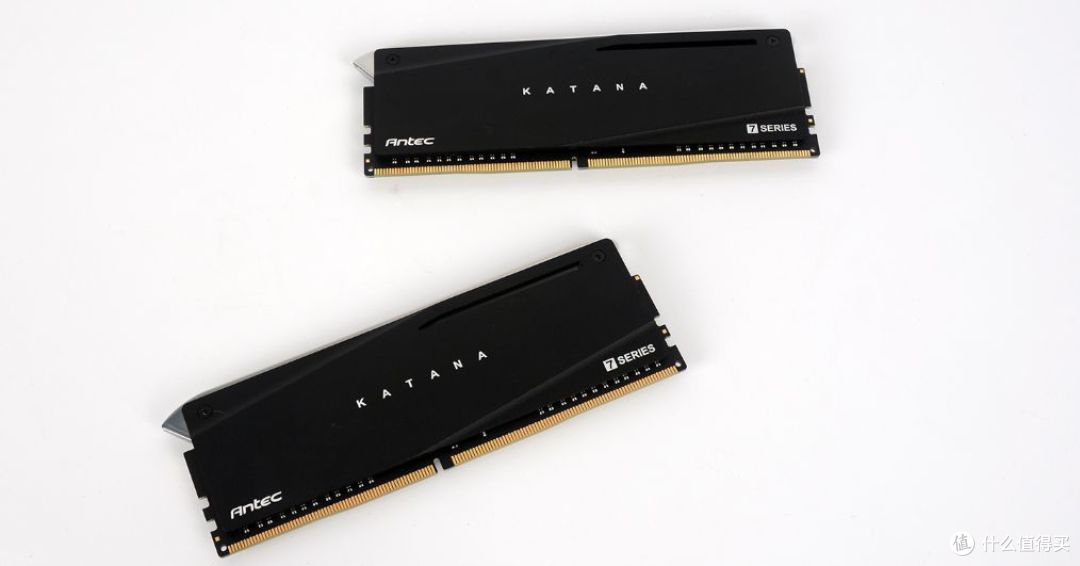 电脑组装内存要怎么选,安钛克 KATANA RGB 内存超频实测