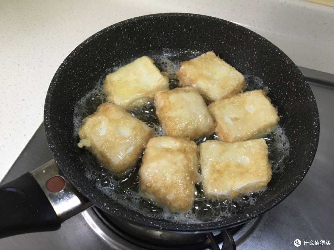 鲜香可口、脆嫩多汁,十分钟家常快手菜:凉拌豆腐