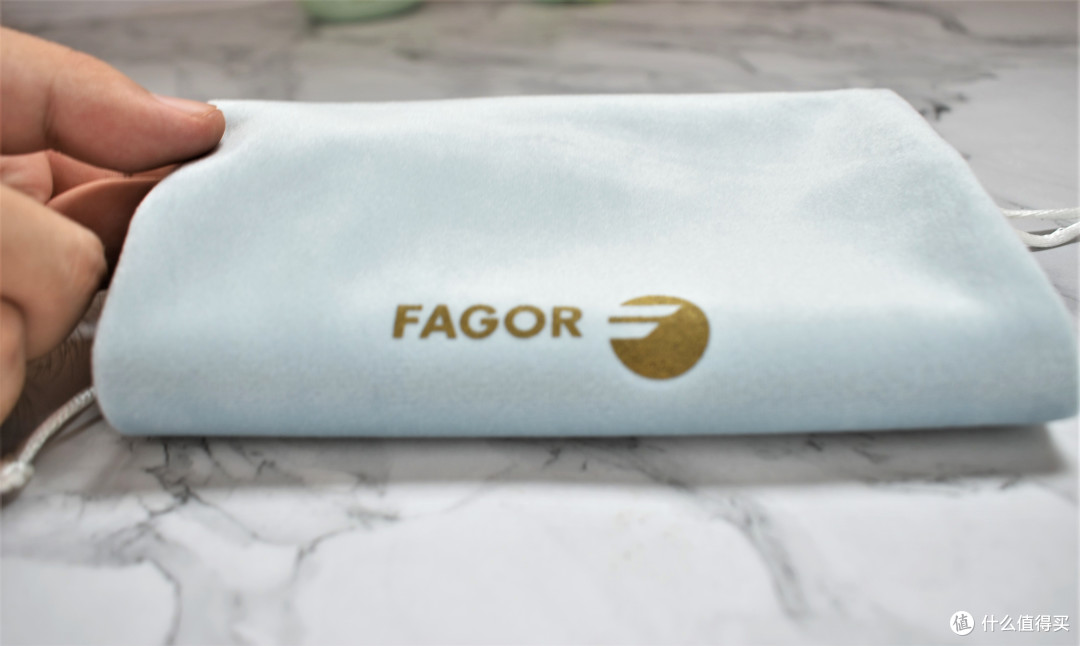 既是差旅出行好物,又是宝妈冲奶神器,法格FAGOR便携式电热杯评测
