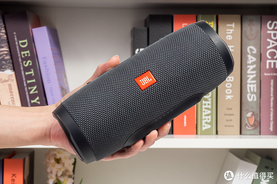 JBL CHARGE ESSENTIAL蓝牙音箱评测：小身材也有大能量