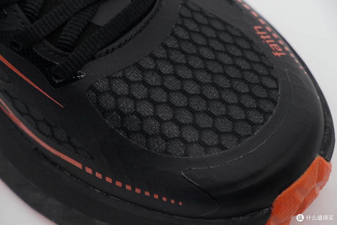 轻量缓震中底+Vibram 防滑大底:R2 Faith 全地形跑鞋评测体验